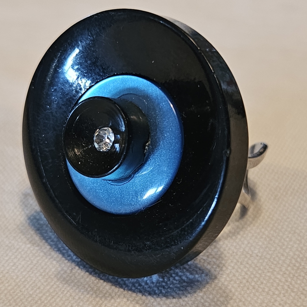 Unique Vintage Button ring! Made from 1940's & 1950's buttons* Free shipping!